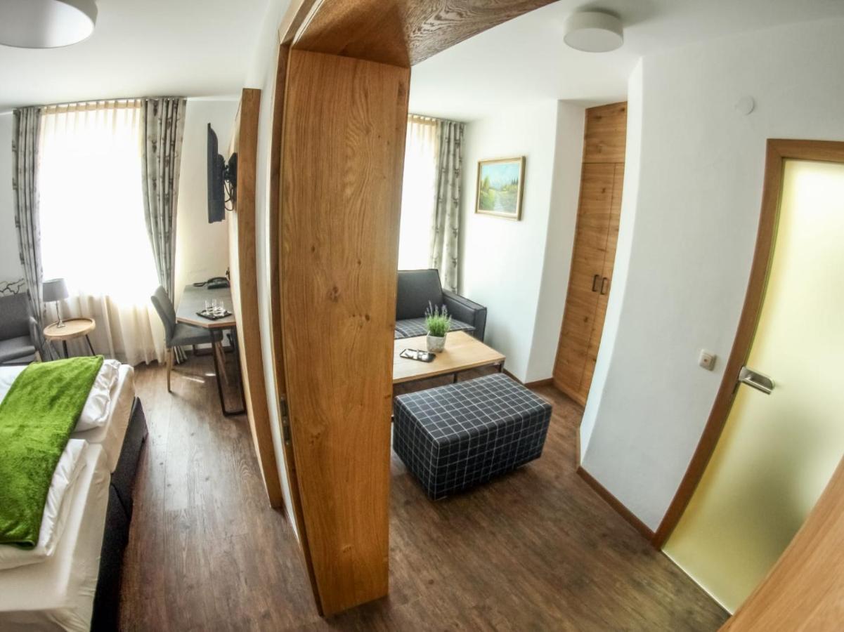Hotel Zum Ehem. Koenigl. Bayr. Forsthaus Waldsassen Extérieur photo